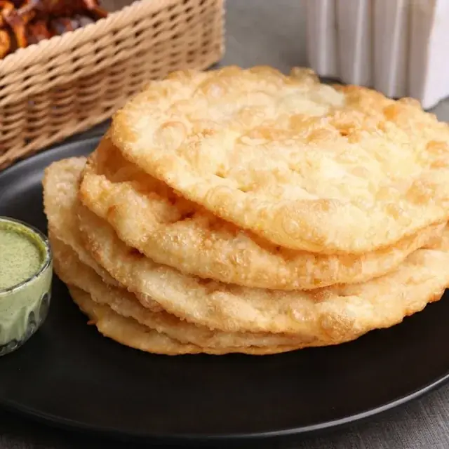 Puri Paratha Large